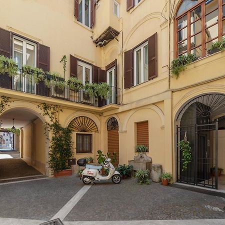 Largo Di Torre Argentina Apartment Rome Exterior photo